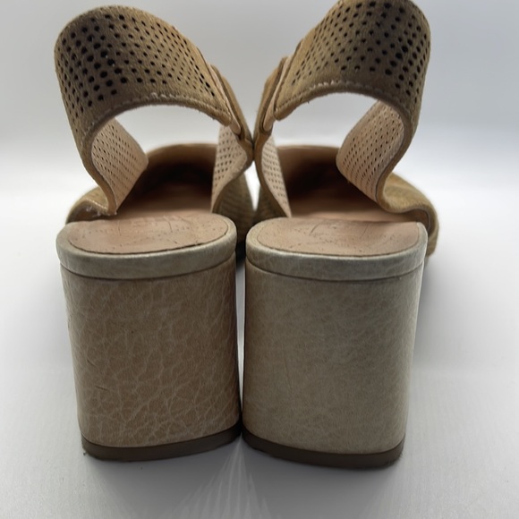 Hispanitas Perforated Leather Sling-back - Picture 3 of 10